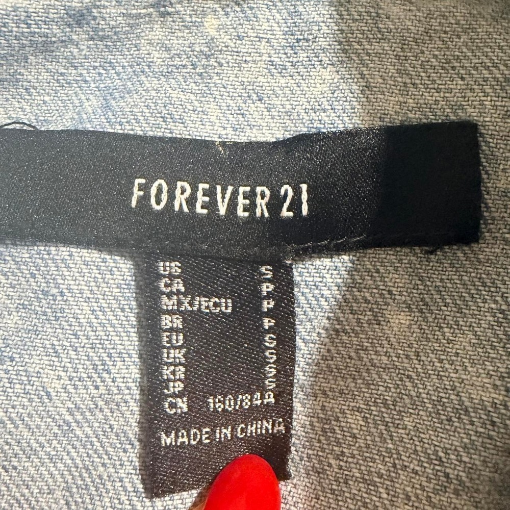 Forever 21 Womens Blue Denim Vest Cropped Frayed Hem Y2K Size S - Picture 3 of 4